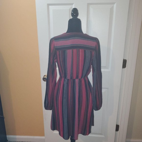 MONTAEU Faux Wrapped Dress - Picture 2 of 10